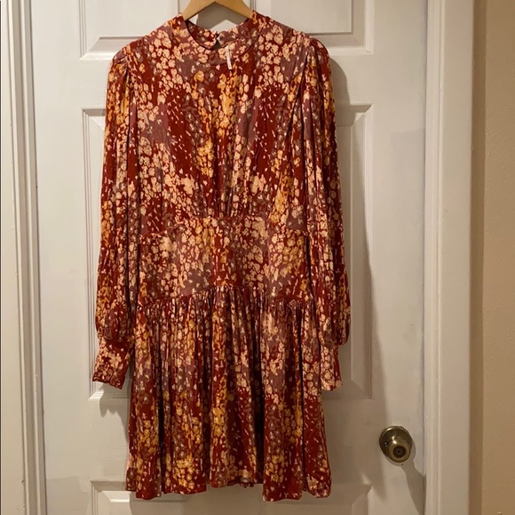 Free People Heartsbeat Mini Dress in Red ditsy floral rust combo size L NWT New - Picture 10 of 16